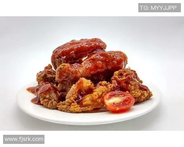 鸡排杯上的美食世界 - 小小容器里的美味盛宴